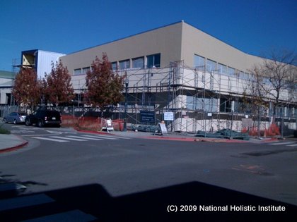 New Building 01 The new NHI Emeryville Campus as seen from Doyle & 59th.